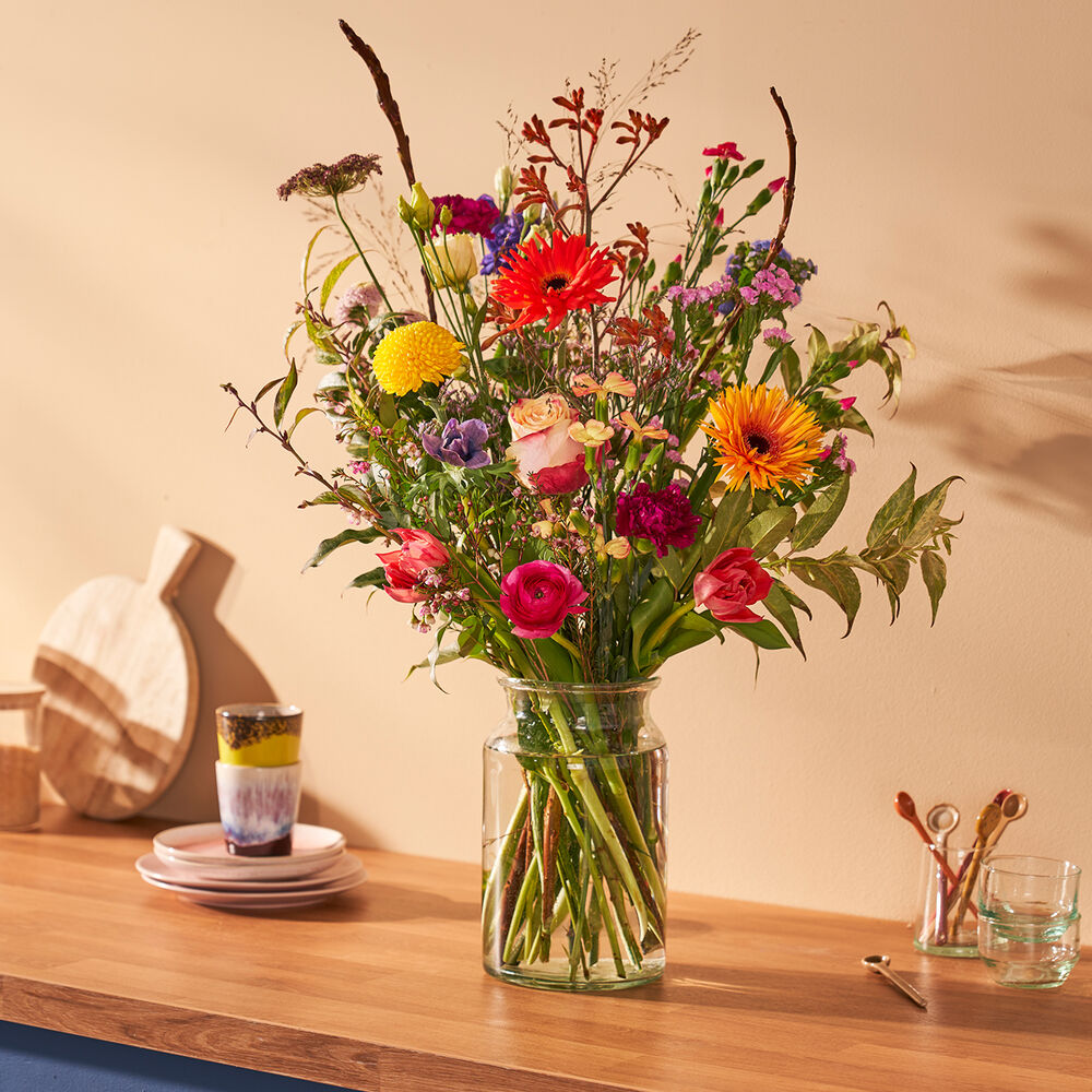 Colourful spring bouquet